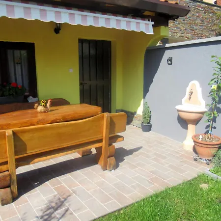 Apartma Qbed Gracisce Exterior photo