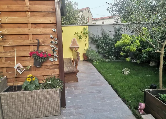 Apartma Qbed