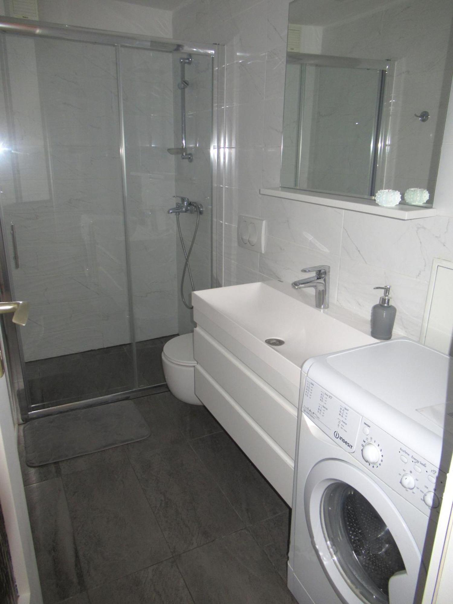 Apartma Qbed